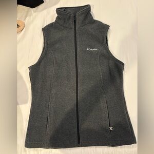 Columbia Women's Dark Gray Fleece Vest